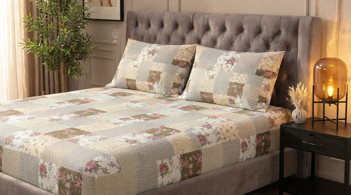 King Size Patchwork Floral Fitted Bedsheet Set – Vintage Rose Print Bed Sheet with 2 Pillow Covers (3-Piece) 